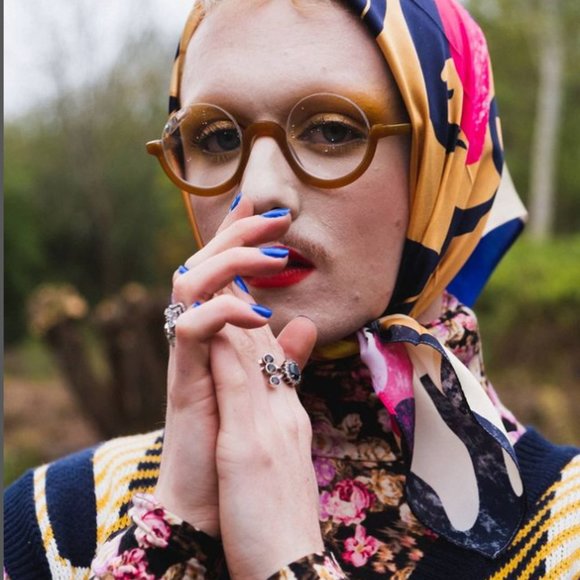 Clothing doesn't have a gender. Wear what you want. Be you. I'll help. UNISEX - Picture 5 of 7